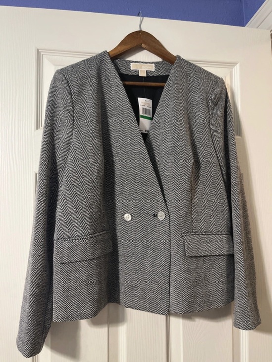 Michael Kors Jackets & Blazers - Michael Kors $195 New With Tags Blazer. Size L